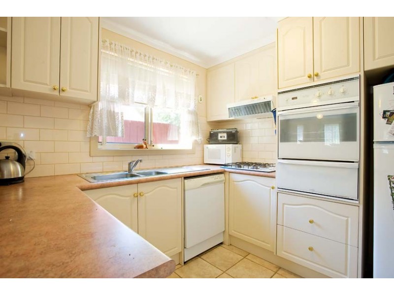 2B Maddox Road, Newport VIC 3015