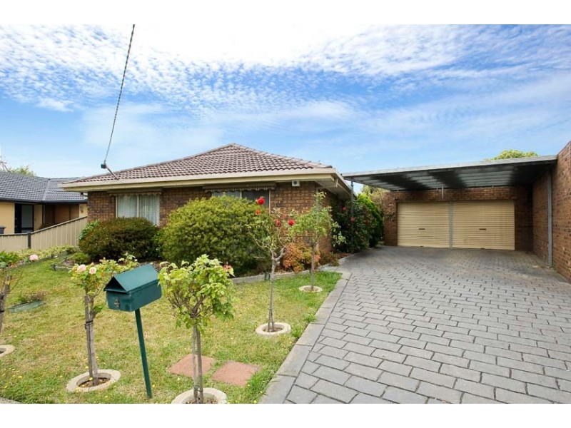 4 Calcutta Close, Altona Meadows VIC 3028