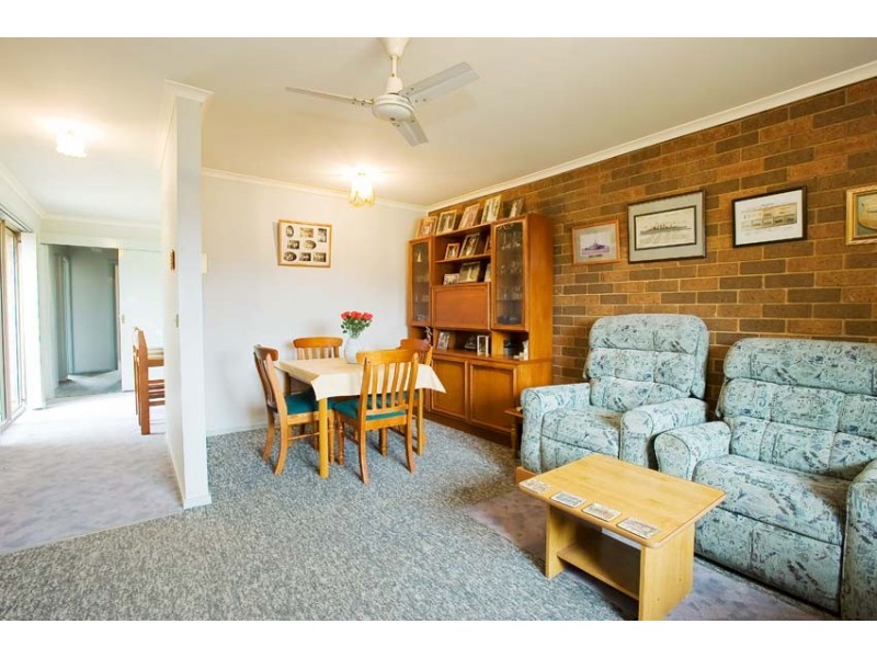 1/7  Bartlett Crescent, Hoppers Crossing VIC 3029