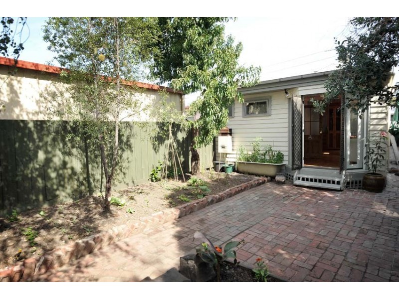 4 Errol Street, Footscray VIC 3011