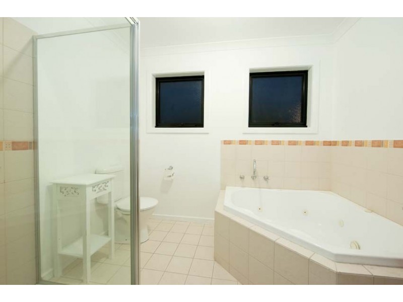 102 Wembley Avenue, Yarraville VIC 3013