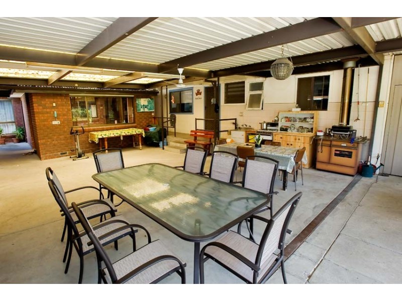 26 Hampton Parade, West Footscray VIC 3012