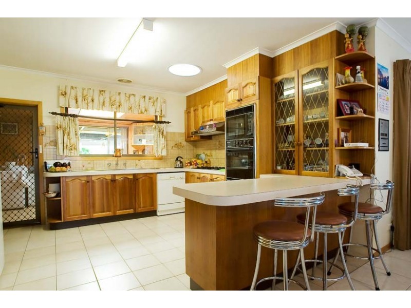 26 Hampton Parade, West Footscray VIC 3012