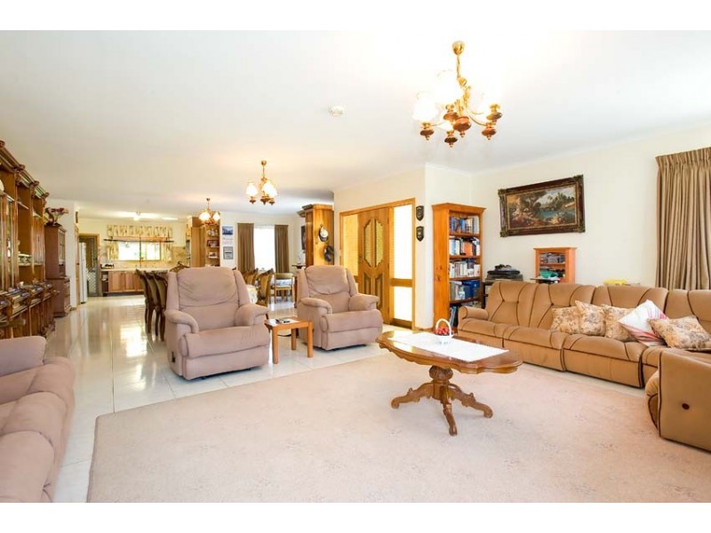 26 Hampton Parade, West Footscray VIC 3012