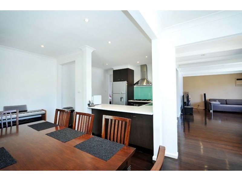 9 Third Avenue, Altona North VIC 3025