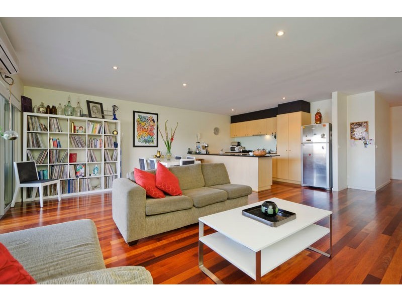 6/1 Saltriver Place, Footscray VIC 3011