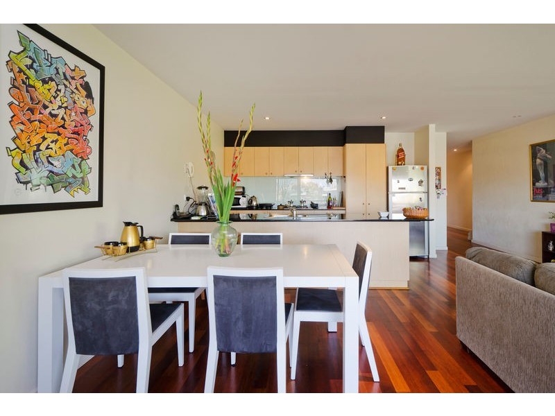 6/1 Saltriver Place, Footscray VIC 3011