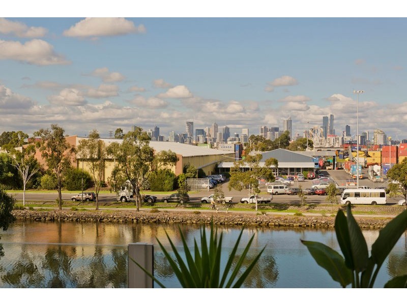 6/1 Saltriver Place, Footscray VIC 3011