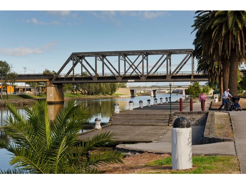 6/1 Saltriver Place, Footscray VIC 3011