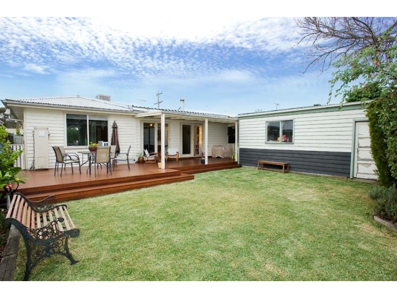 121 Woods Street, Newport VIC 3015