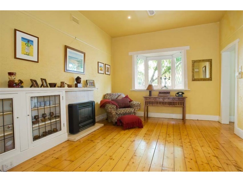 13 Sussex Street, Yarraville VIC 3013