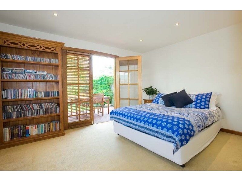 13 Sussex Street, Yarraville VIC 3013