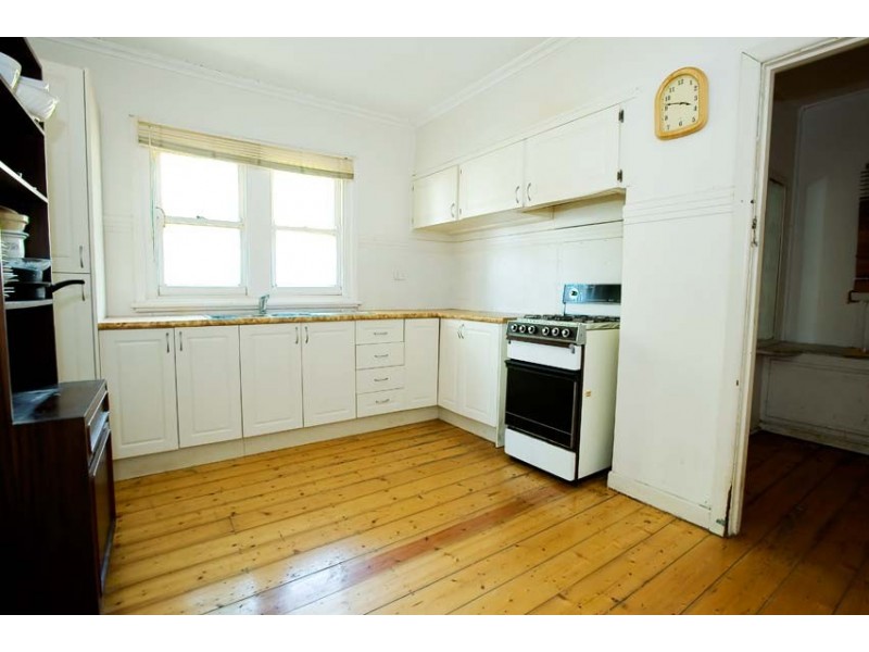 2 Adeney Street, Yarraville VIC 3013