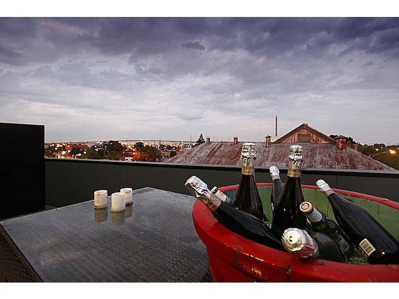 26/4 Mason Street, Newport VIC 3015