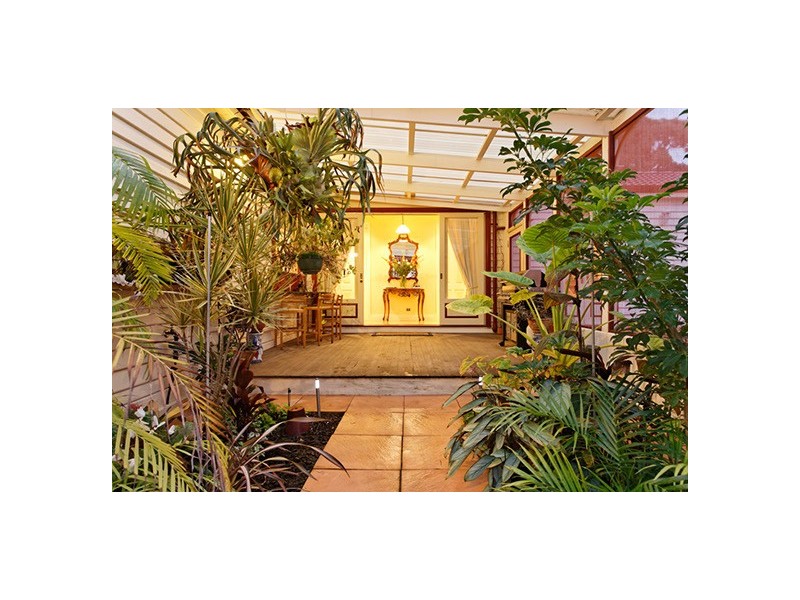 14 Cambridge Street, Seaholme VIC 3018