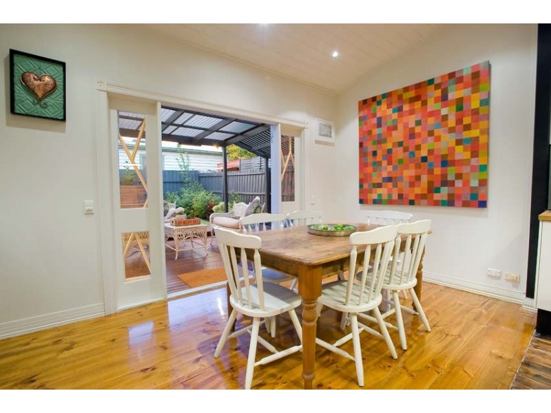 4 Acton Street, Seddon VIC 3011