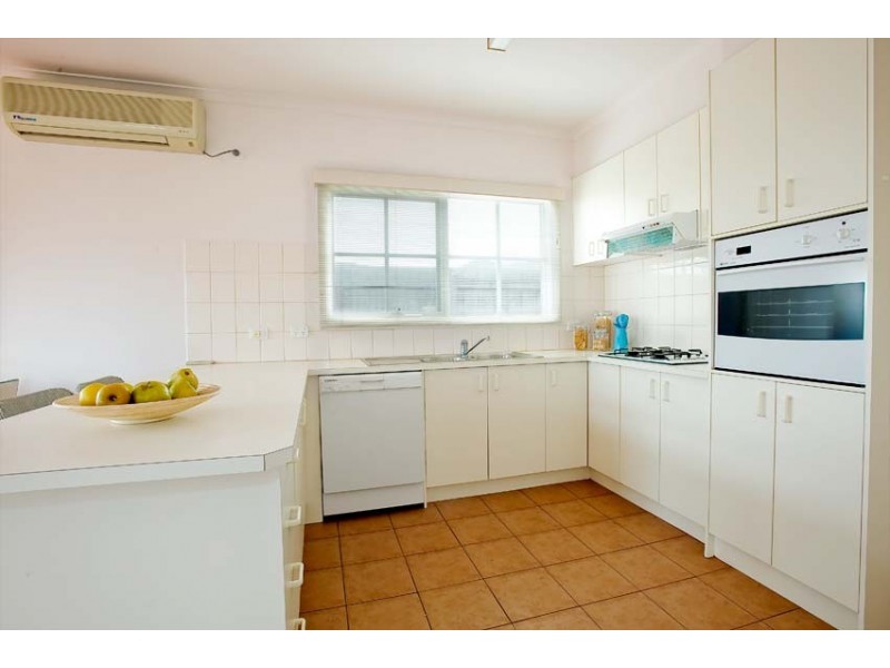 34 McGuire Crescent, Williamstown VIC 3016