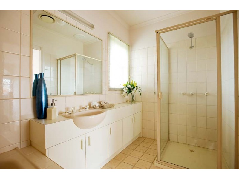 34 McGuire Crescent, Williamstown VIC 3016