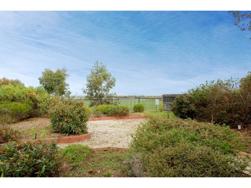 34 McGuire Crescent, Williamstown VIC 3016