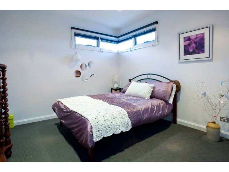3B Home Road, Newport VIC 3015