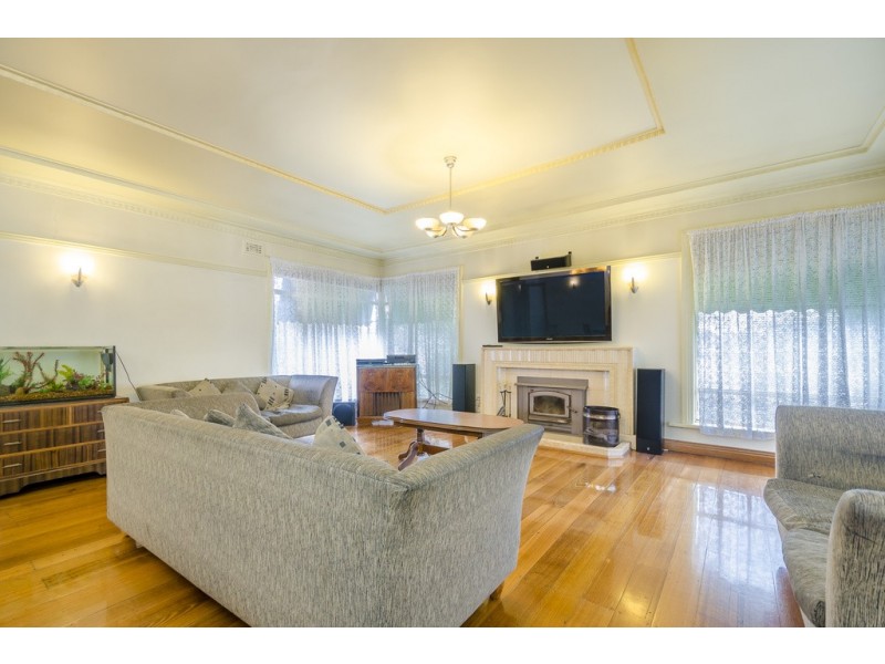 565-567 Geelong Road, Brooklyn VIC 3012