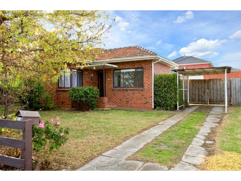 24 Waiora Parade, West Footscray VIC 3012