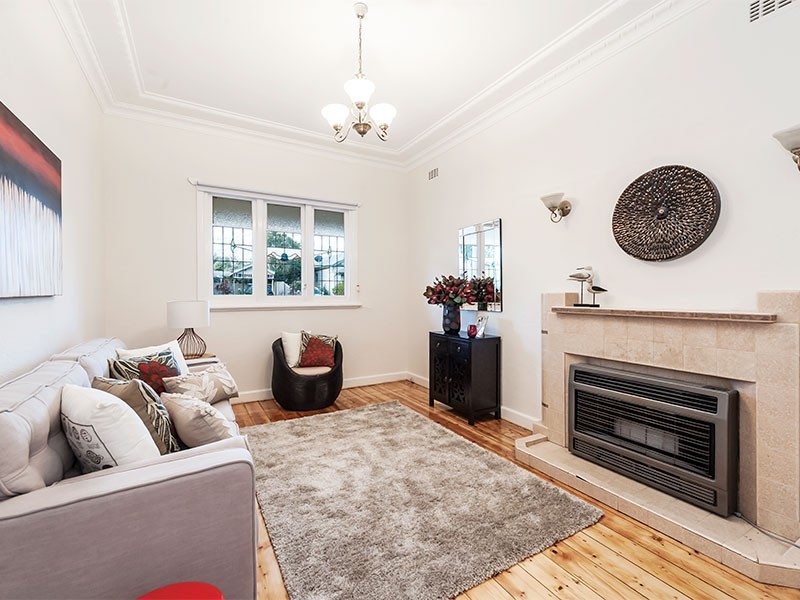 11 Howard Street, Maidstone VIC 3012