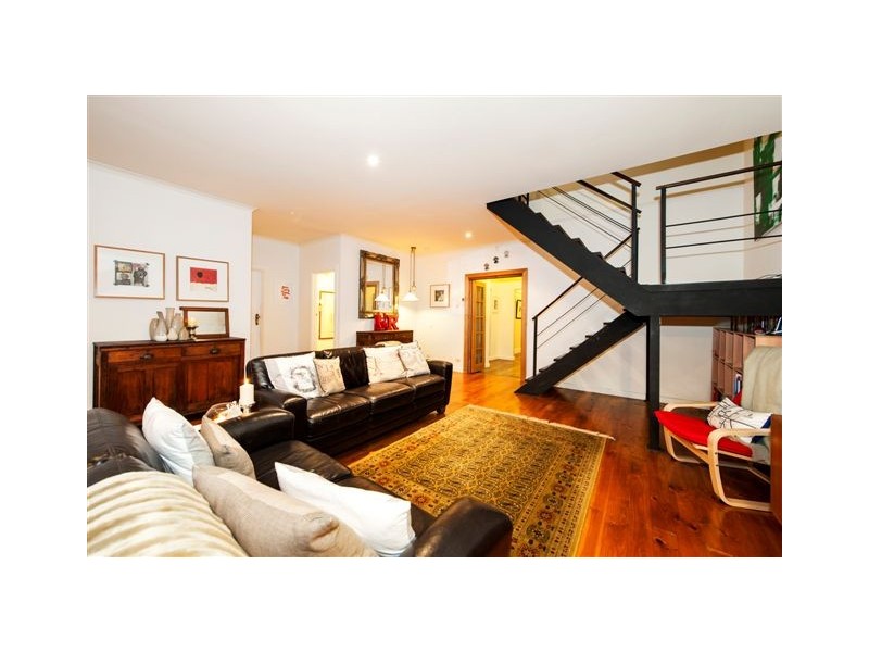 146 Williamstown Road, Kingsville VIC 3012