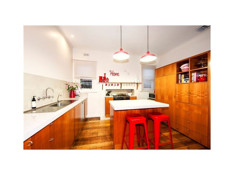 146 Williamstown Road, Kingsville VIC 3012