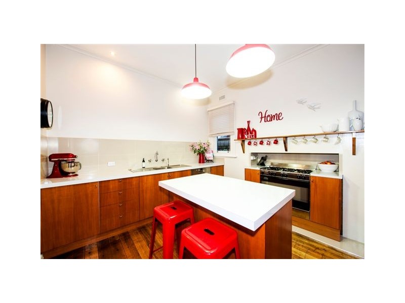 146 Williamstown Road, Kingsville VIC 3012