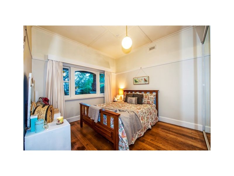 146 Williamstown Road, Kingsville VIC 3012