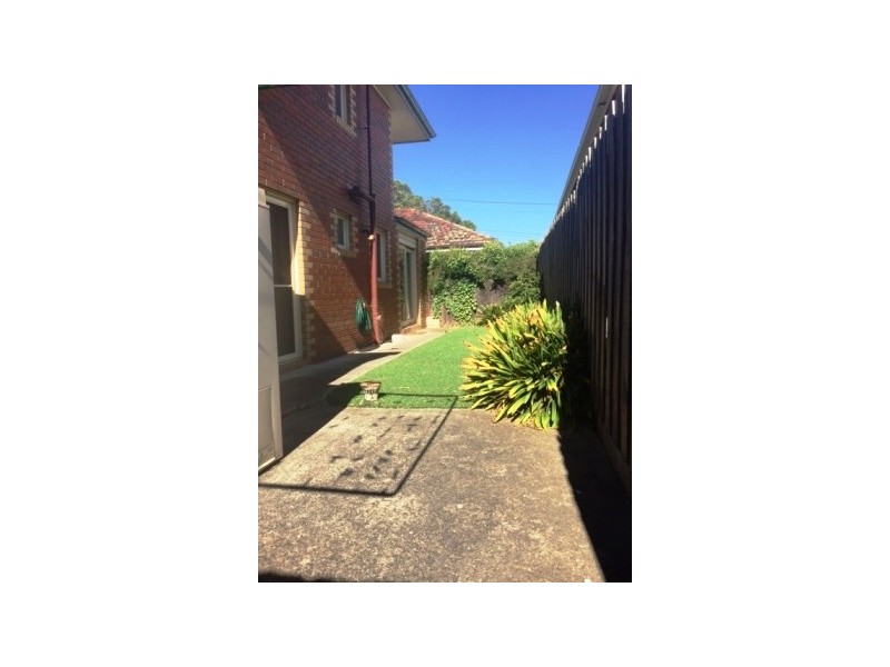 18 Milford St, Newport VIC 3015