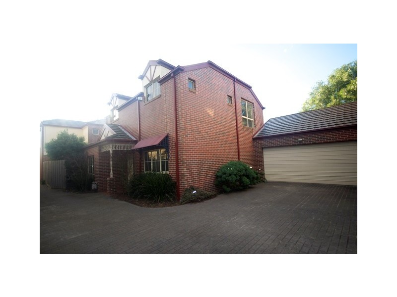 3/1 Stephenson St, Spotswood VIC 3015