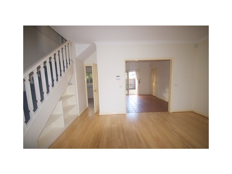 3/1 Stephenson St, Spotswood VIC 3015