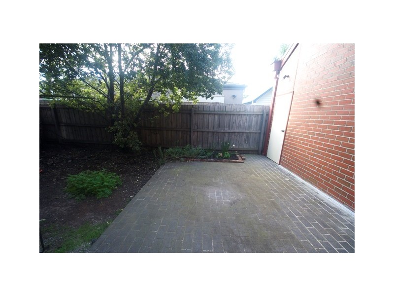 3/1 Stephenson St, Spotswood VIC 3015