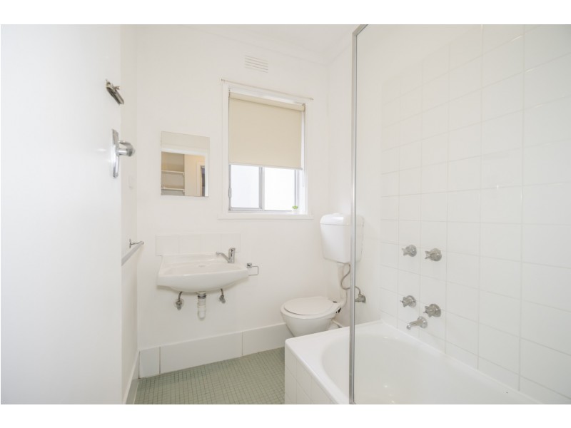 11/44 Kororoit Creek Road, Williamstown VIC 3016