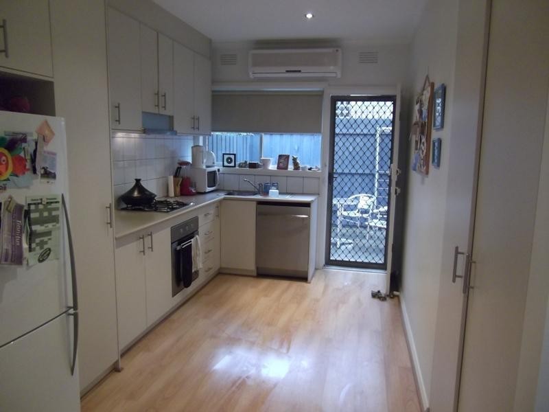 1/3 NORTH ROAD, Newport VIC 3015