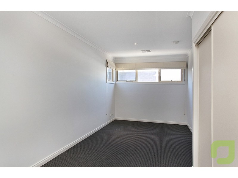 4/157-159 Charles Street, Seddon VIC 3011