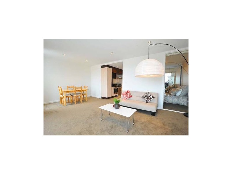 14/4 Crefden Street, Maidstone VIC 3012