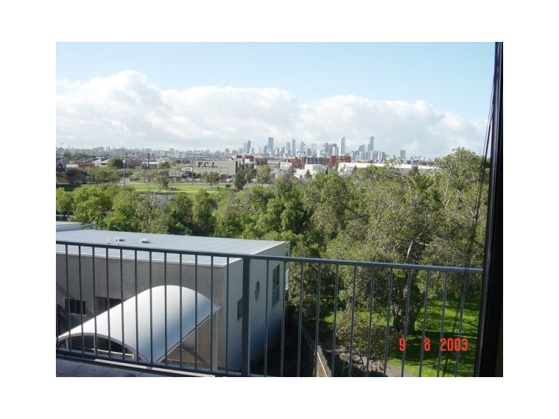 28/55 Moreland Road, Footscray VIC 3011