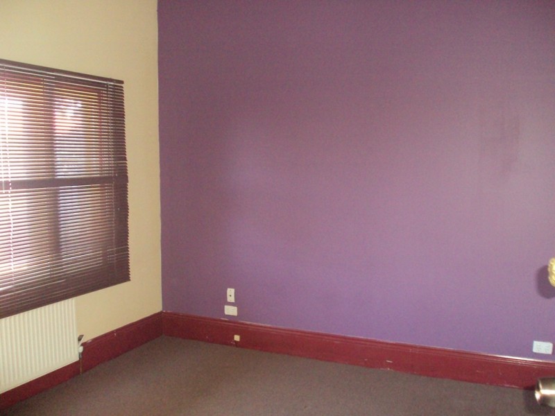 206 Ballarat Road, Footscray VIC 3011