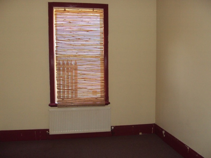 206 Ballarat Road, Footscray VIC 3011