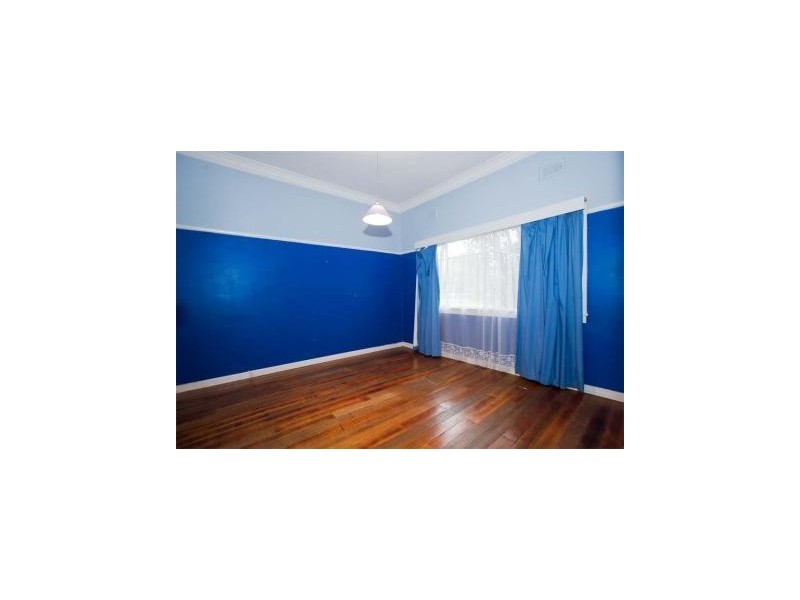 51 Cypress Avenue, Brooklyn VIC 3012