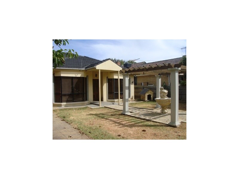 3 Hatherley Grove, Altona North VIC 3025