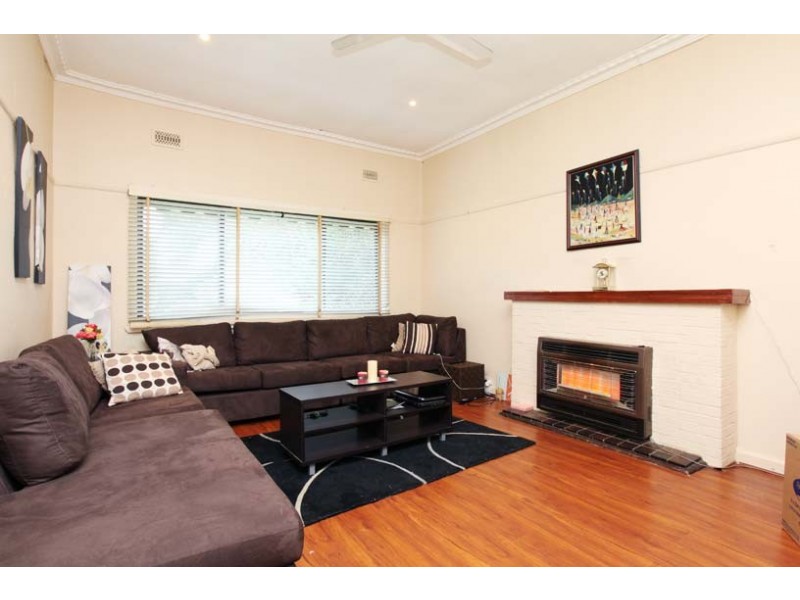 4 Sydney Street, Newport VIC 3015