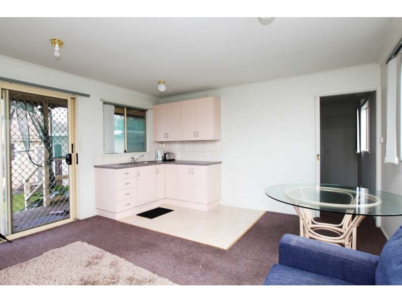 4 Sydney Street, Newport VIC 3015