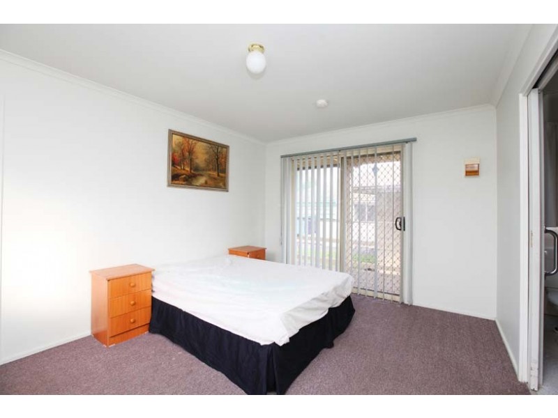 4 Sydney Street, Newport VIC 3015