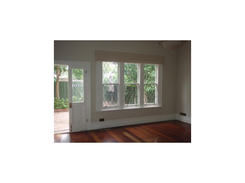 1 Webster Street, Seddon VIC 3011