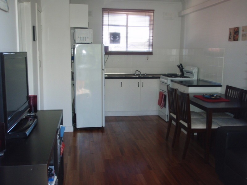 8/46-48 Kingsville Street, Kingsville VIC 3012