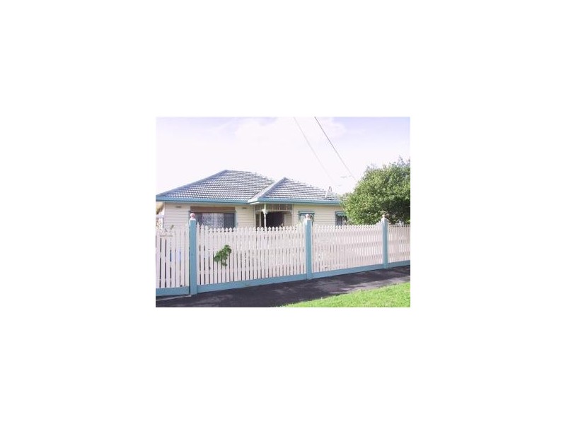 300 Douglas Parade, Newport VIC 3015